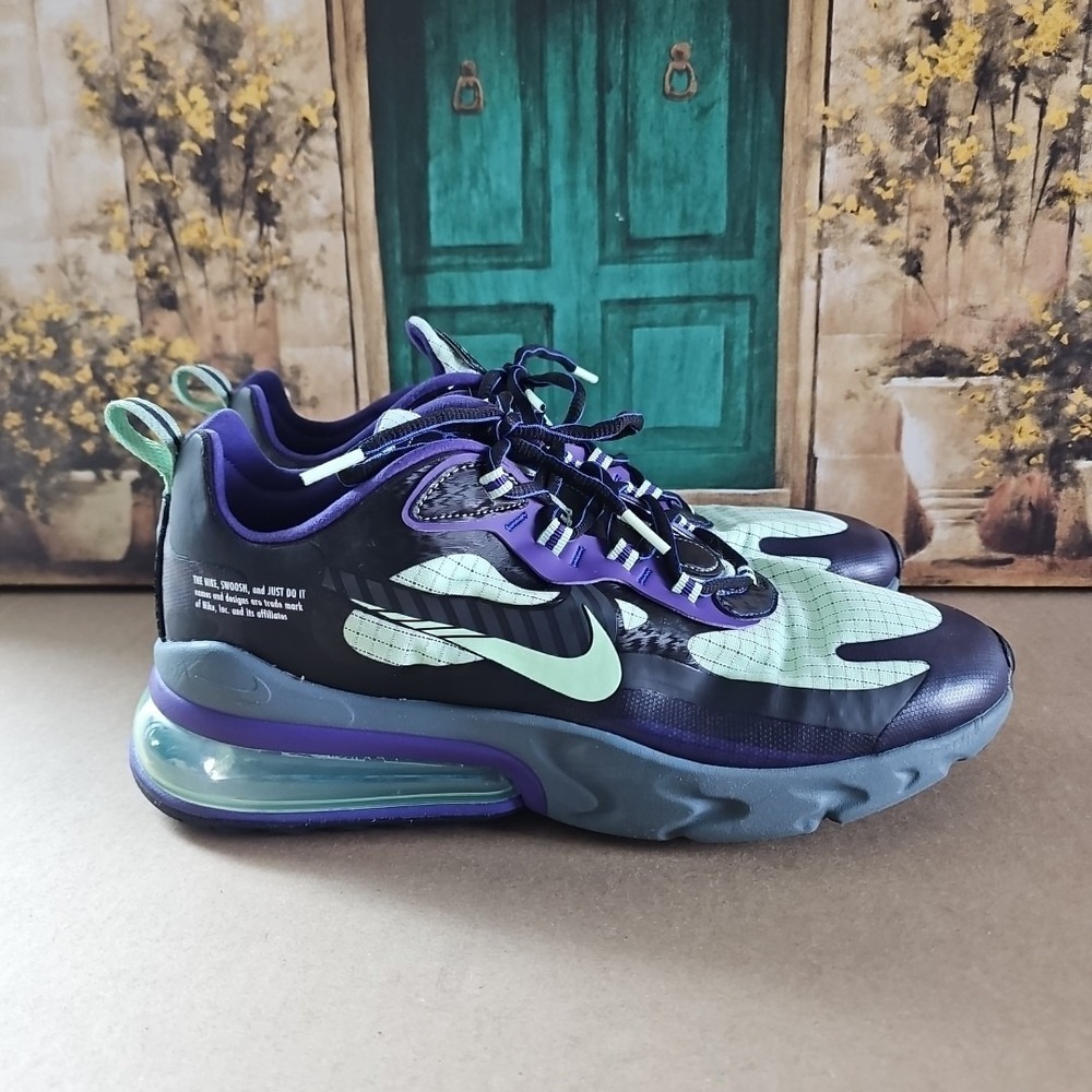 Men's Nike Air Max 270 React 'Future Swoosh' Athletic Fashion Sneaker CT1617 001 - Picture 3 of 9